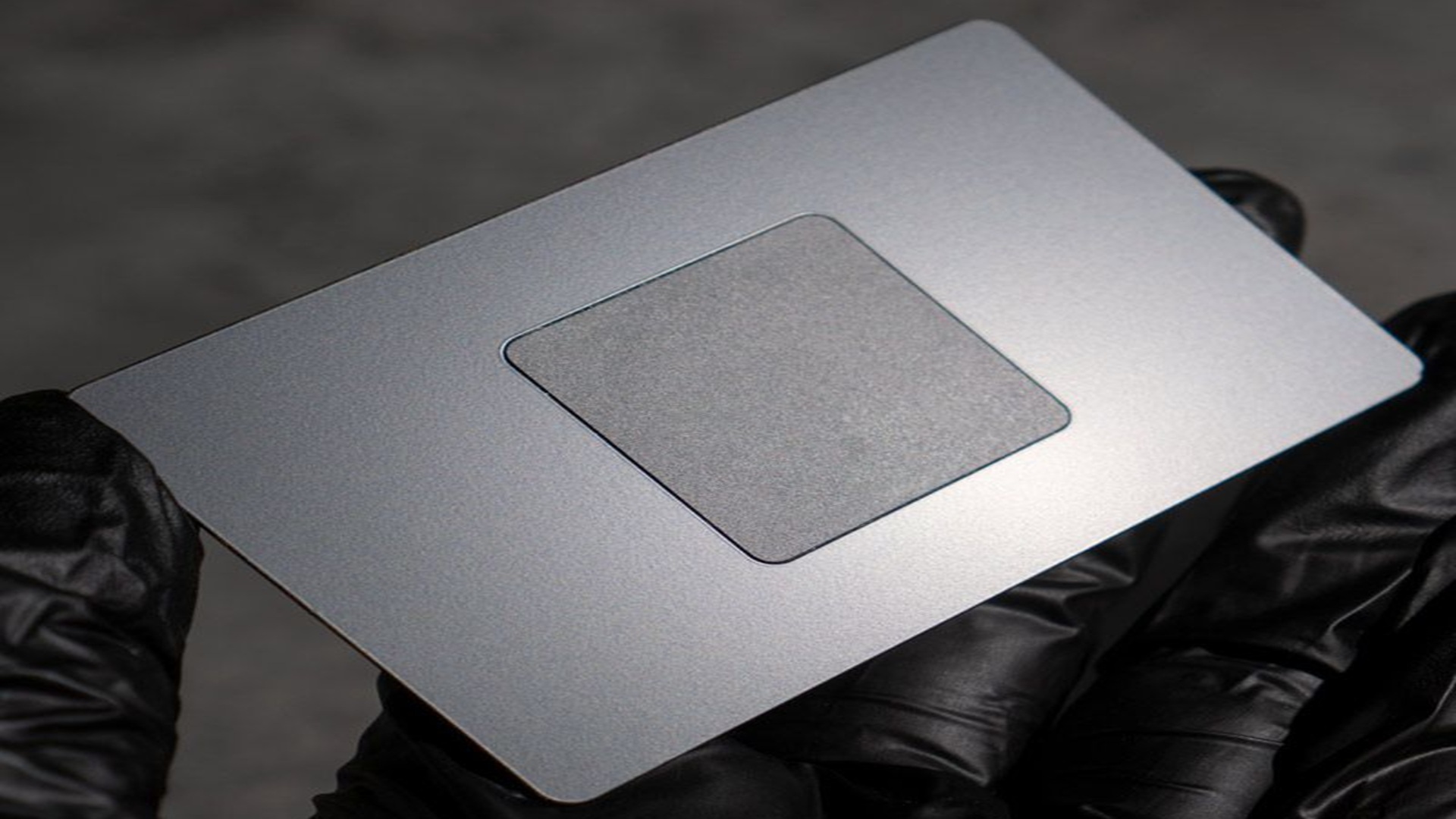 Thẻ NFC (kim loại)